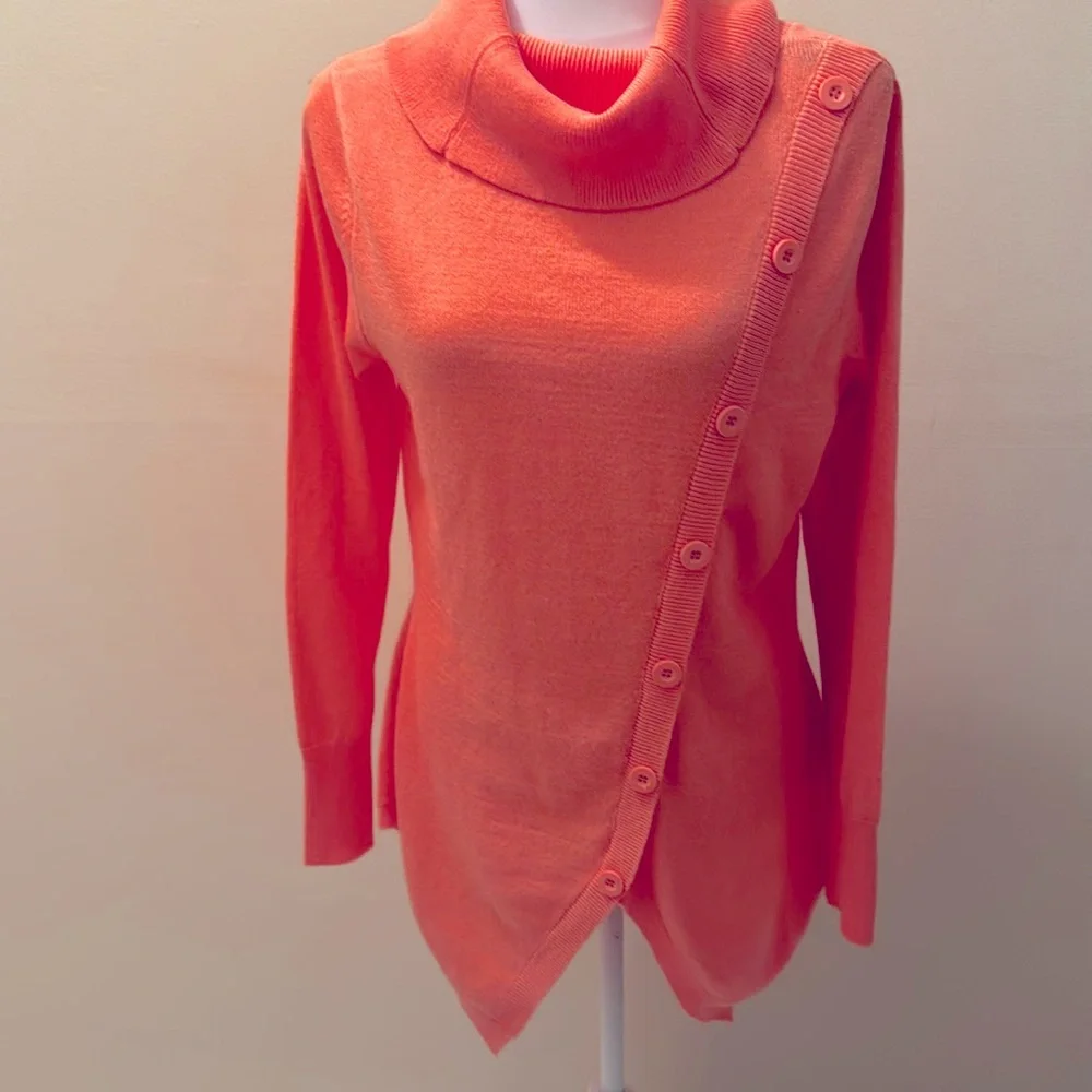 Peach a symmetrical with button tunic - Picture 1 of 5